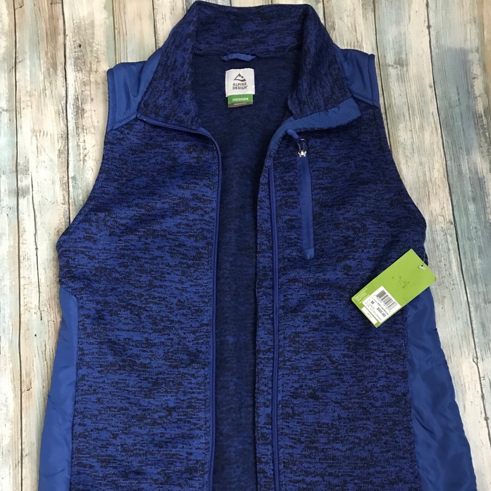 vest NWT